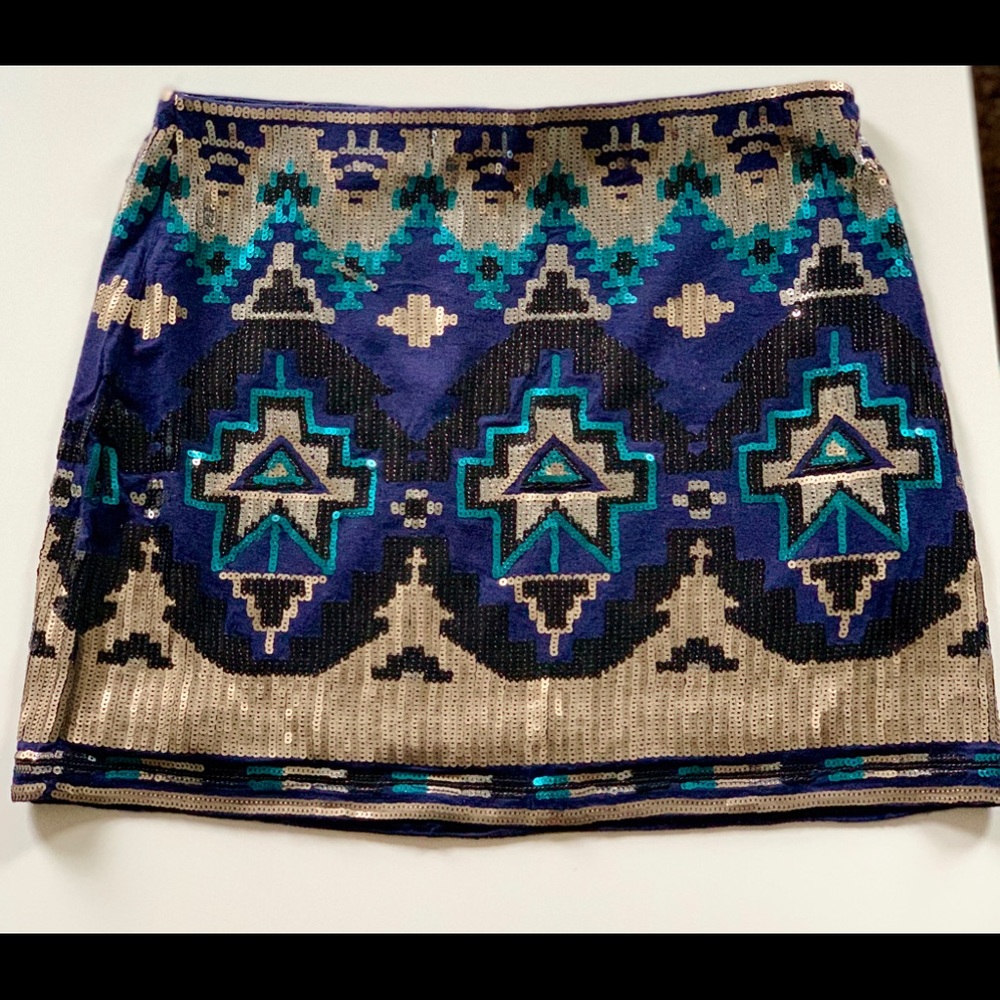 Geometric Pattern Skirt - Picture 2 of 2
